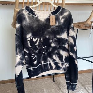 New with tags Natural Life sweater.